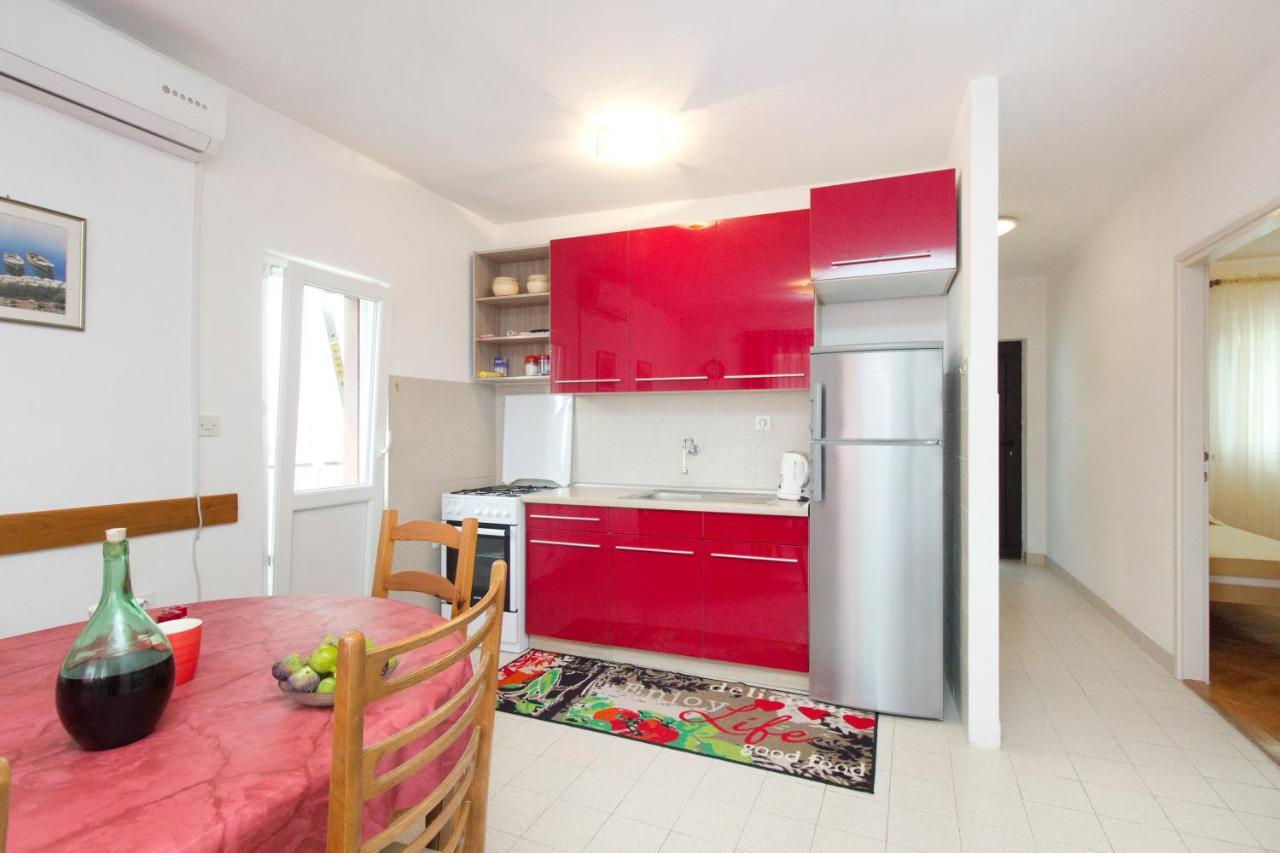 Apartments Ivan Vodice Buitenkant foto